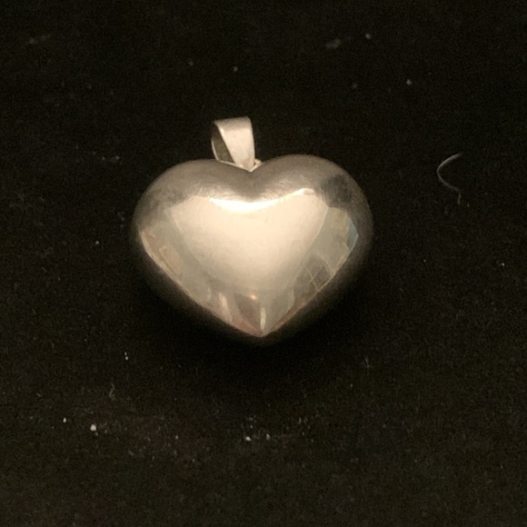 ♥️ Sale 3for$15! Three Heart Pendants Ceramic, Silver Tone, & (Maybe) Pewter. - Picture 6 of 7
